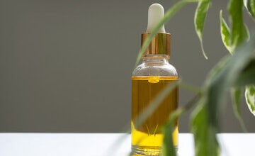 The benefits of Vitamin E oil.